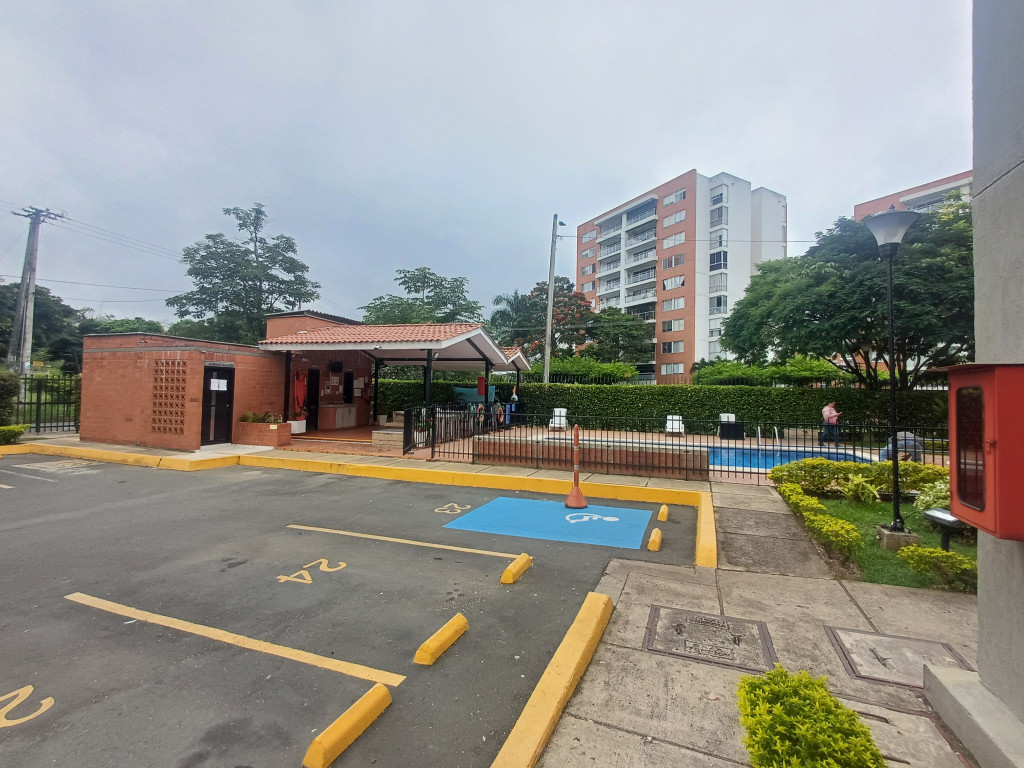 Apartamento En Venta - Valle Del Lili, Cali