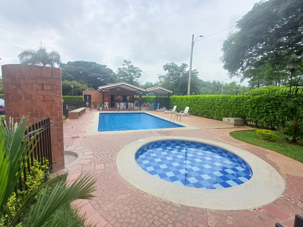 Apartamento En Venta - Valle Del Lili, Cali