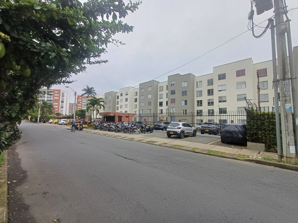 Apartamento En Venta - Valle Del Lili, Cali