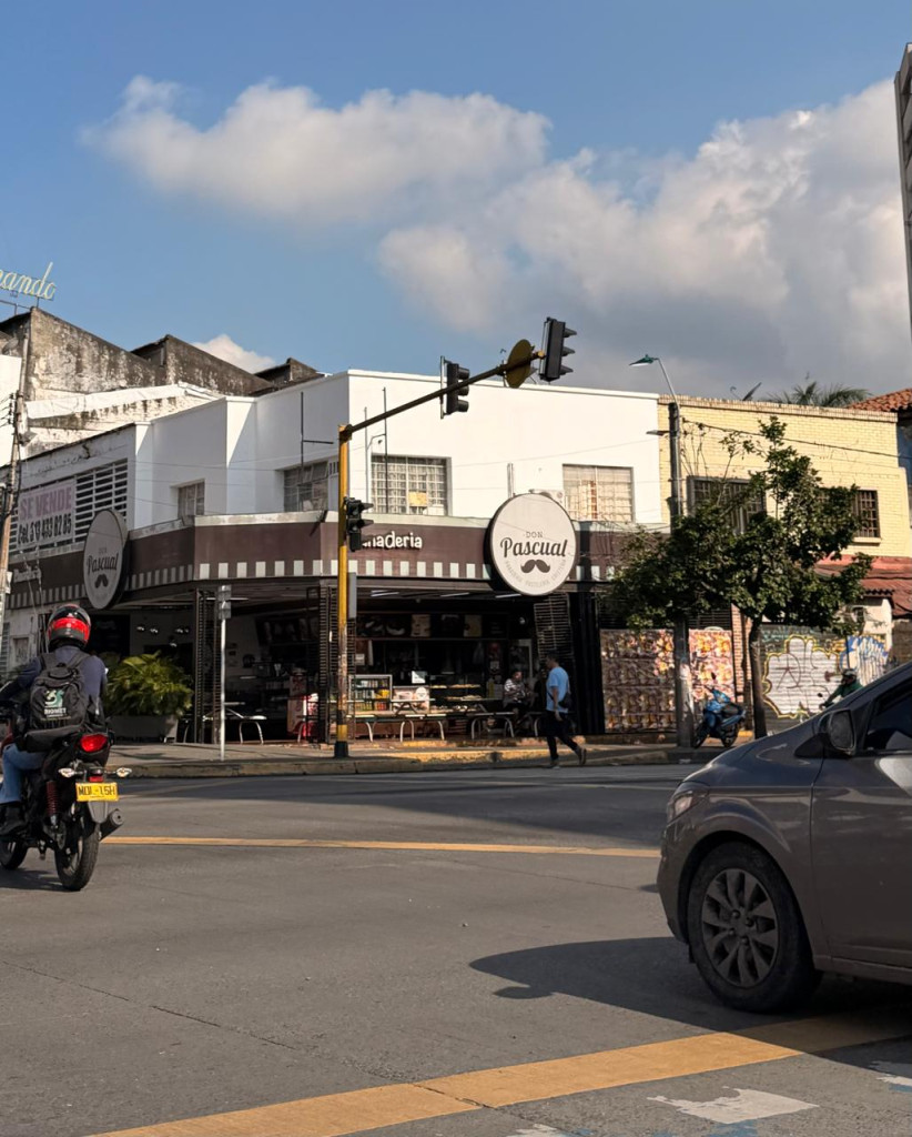 Casas Con Local En Venta - San Fernando, Cali