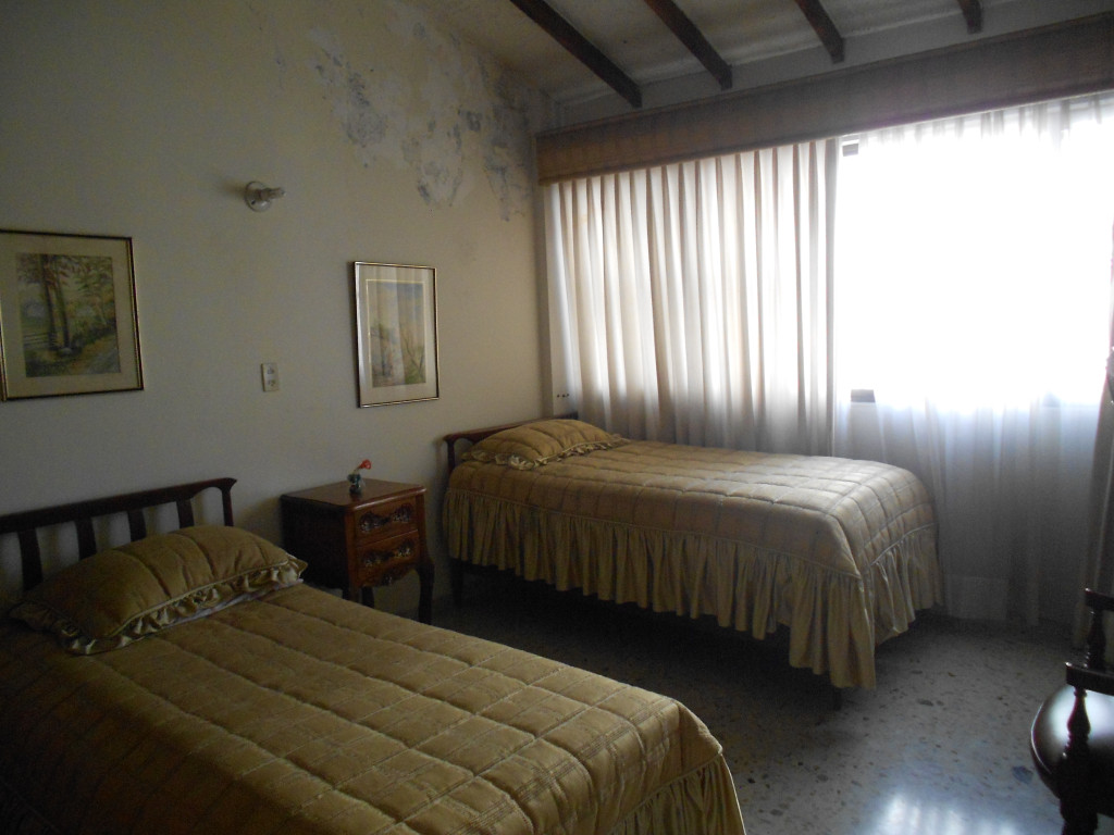 Casa En Venta - Ciudad Jardín, Cali