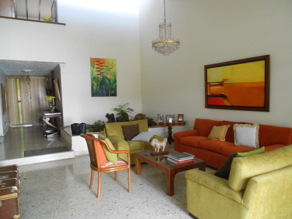 Casa En Venta - Ciudad Jardín, Cali