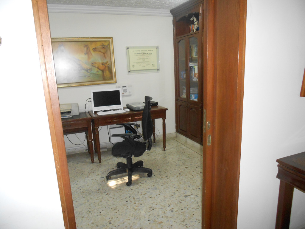 Casa En Venta - Ciudad Jardín, Cali