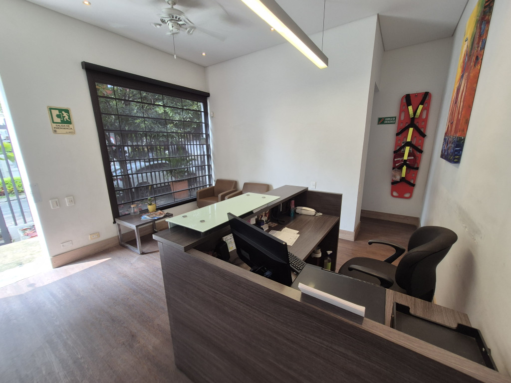 Oficina En Arriendo - Granada, Cali