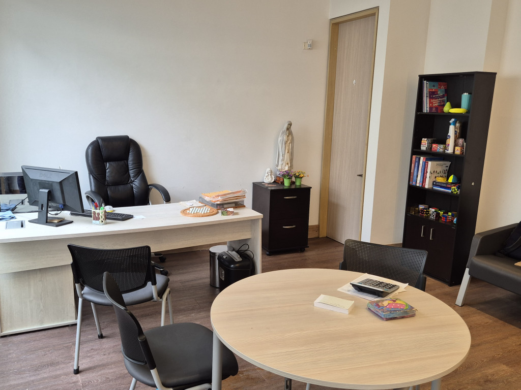 Oficina En Arriendo - Granada, Cali