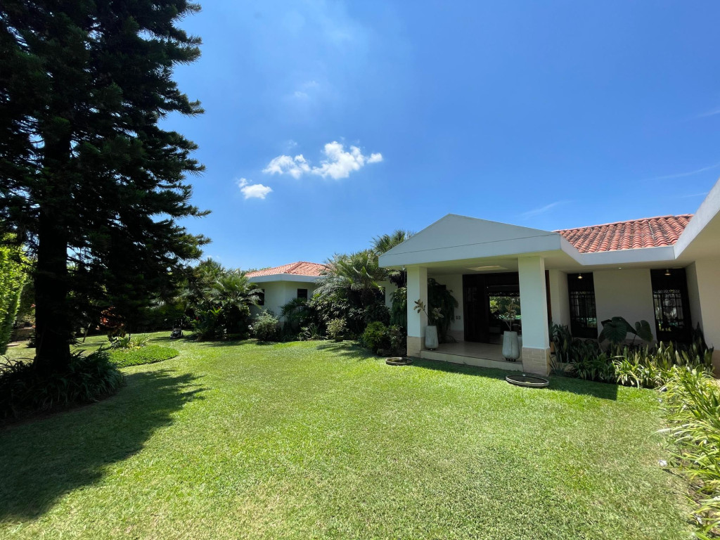 Casa En Arriendo/Venta - Pance, Cali