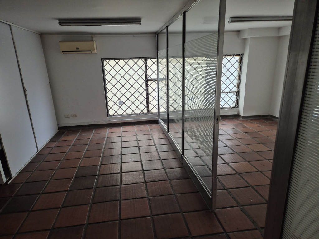 Oficina En Arriendo - Centenario, Cali