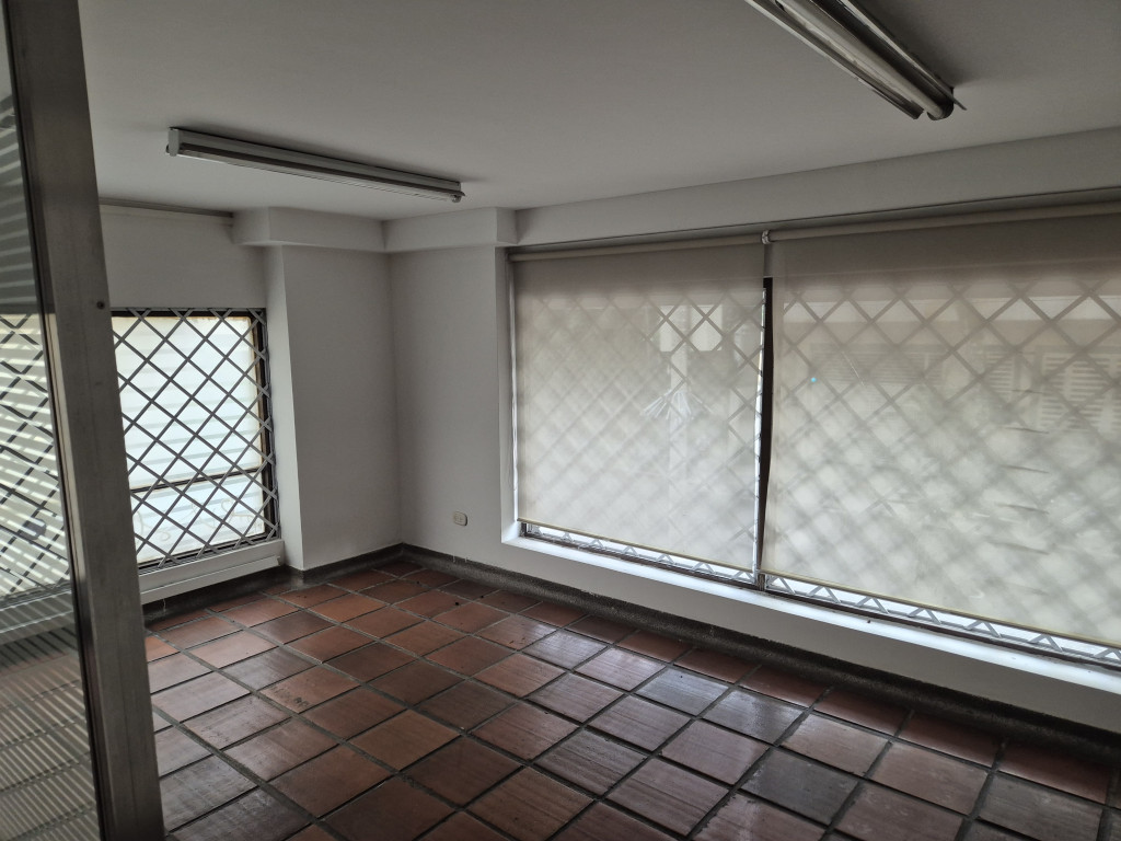 Oficina En Arriendo - Centenario, Cali
