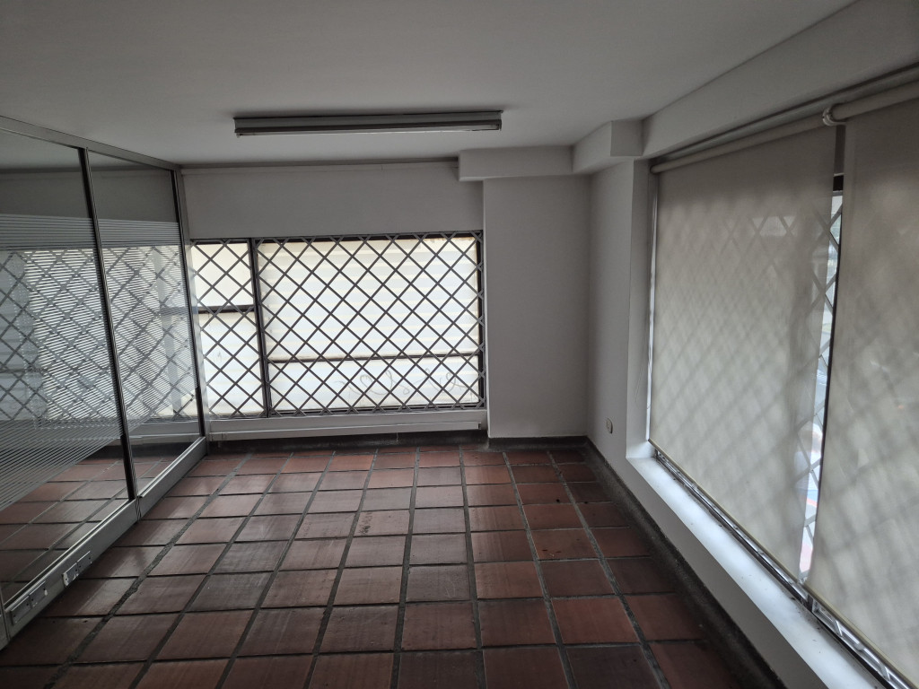 Oficina En Arriendo - Centenario, Cali