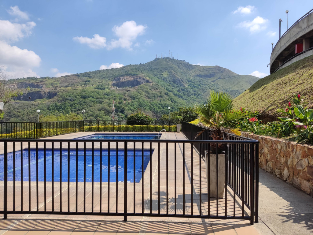 Apartamento En Arriendo - Bosques Deloeste, Cali