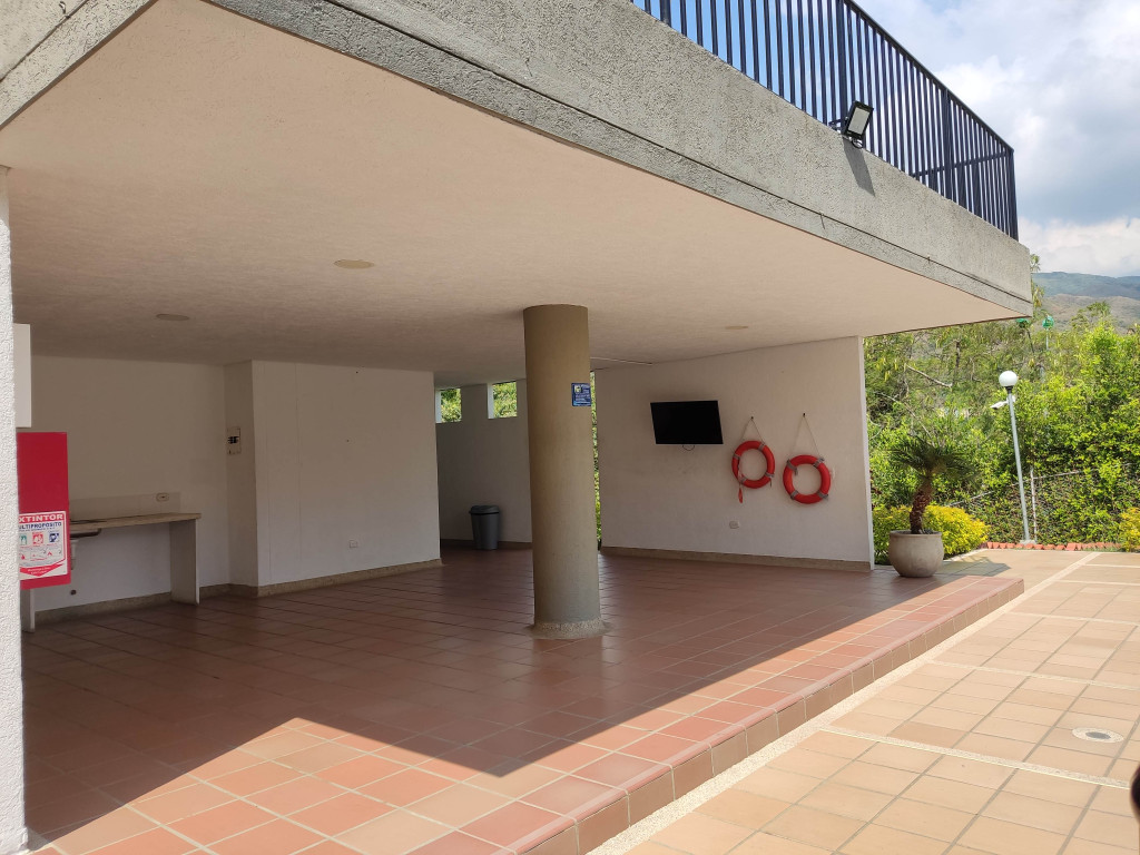 Apartamento En Arriendo - Bosques Deloeste, Cali