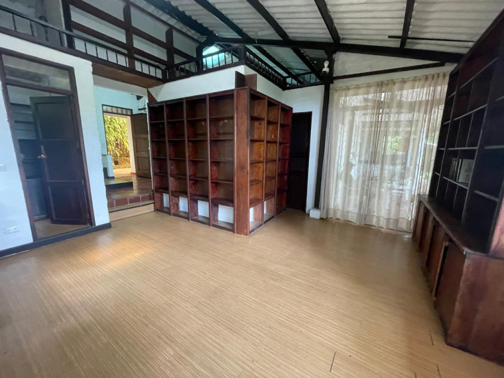 Casa Campestre En Venta - La Buitrera, Cali