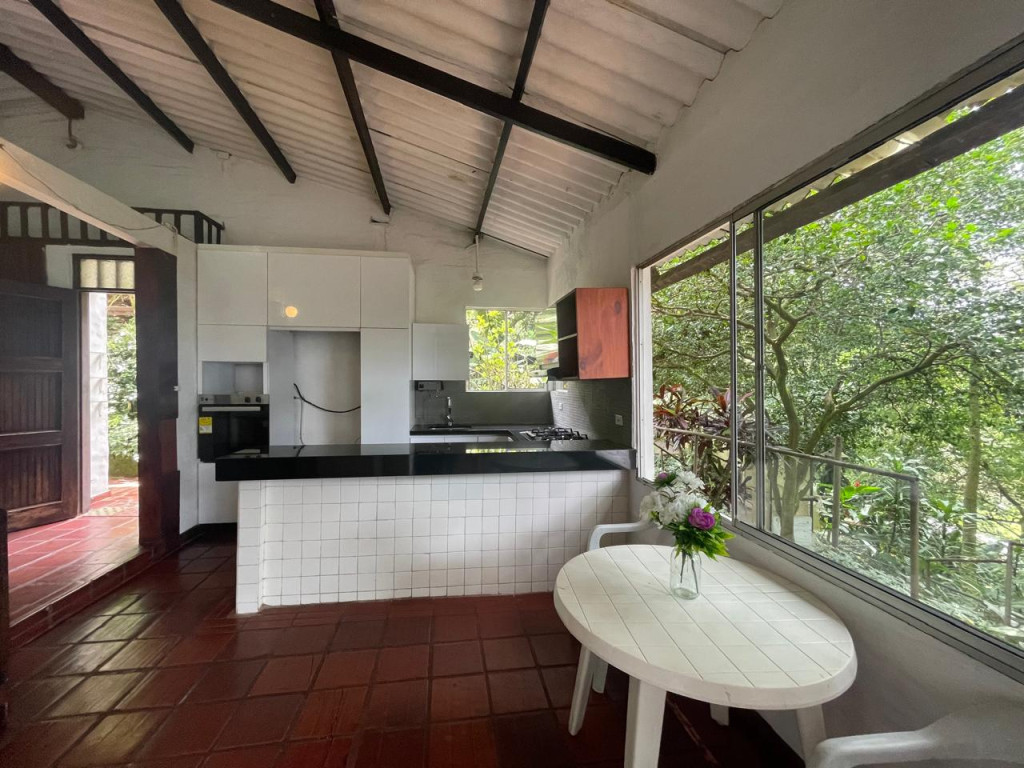 Casa Campestre En Venta - La Buitrera, Cali