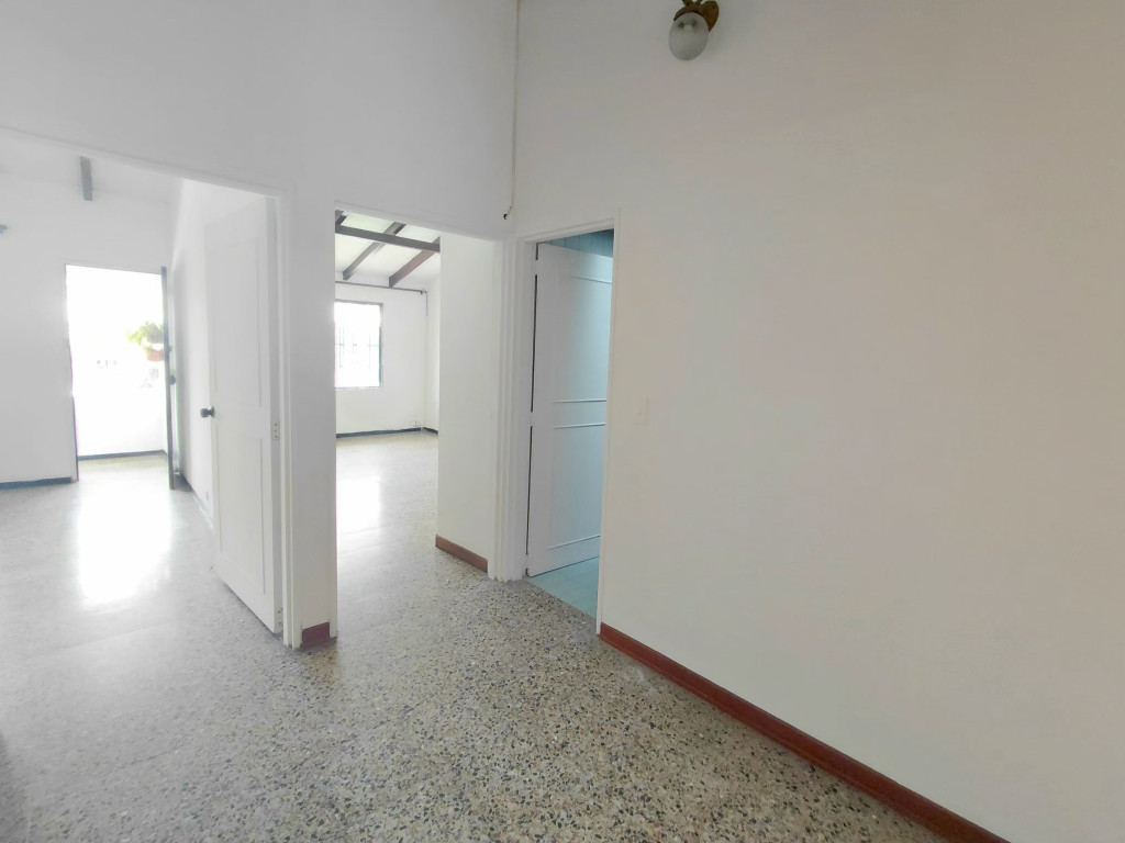 Casa En Arriendo - Urbanización La Flora, Cali