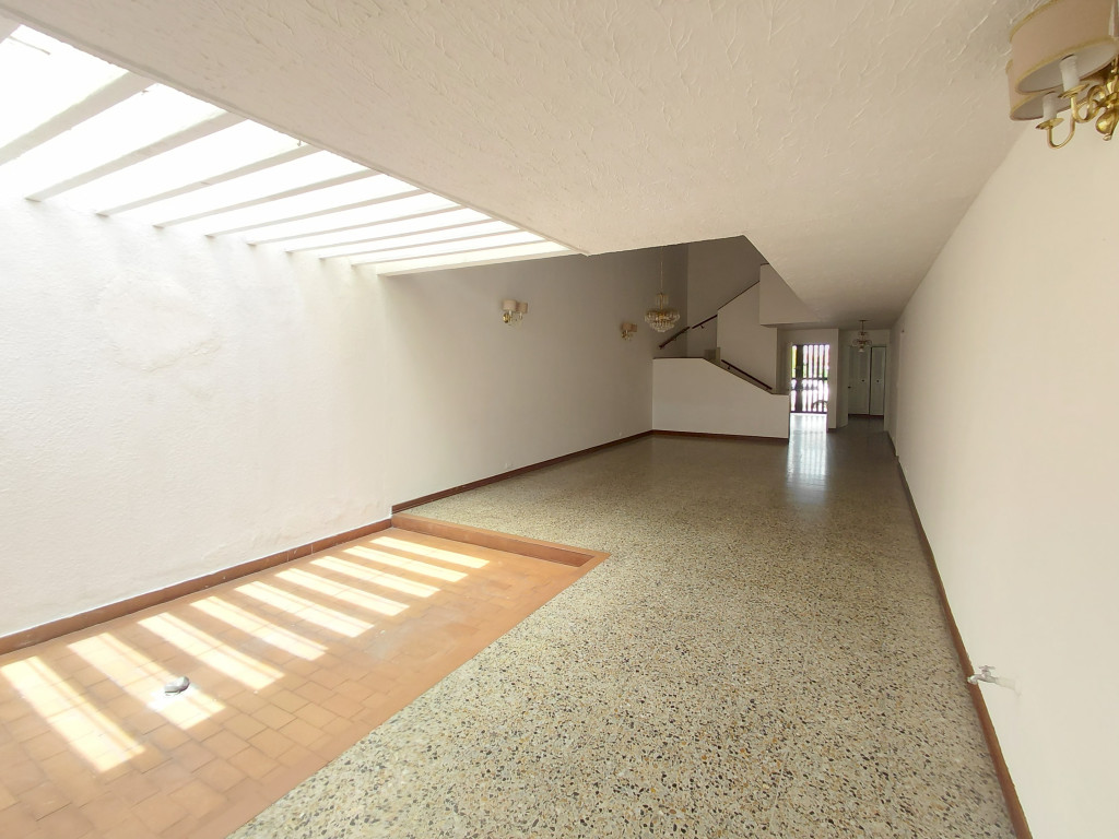Casa En Arriendo - Urbanización La Flora, Cali