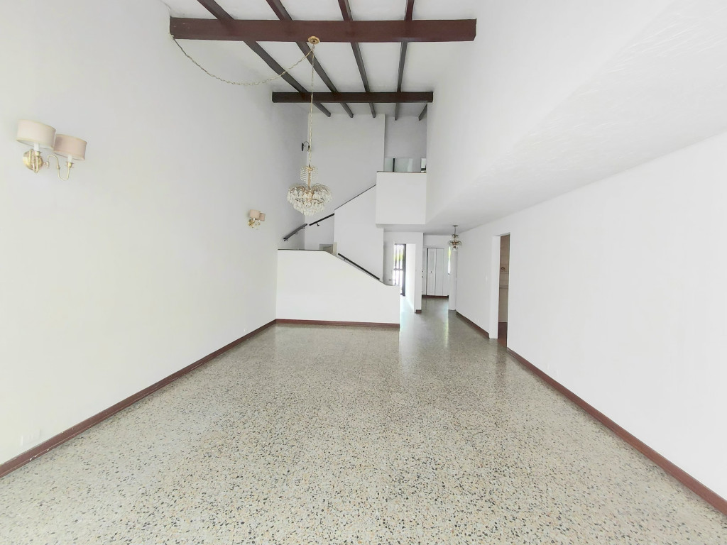 Casa En Arriendo - Urbanización La Flora, Cali