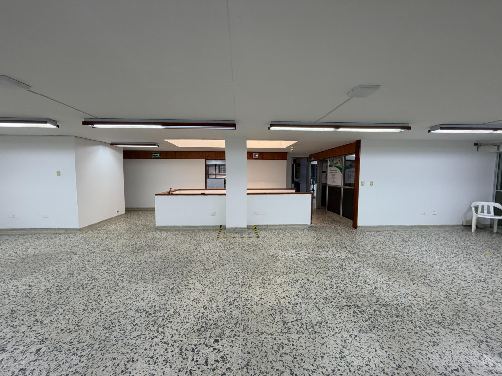 Edificio En Arriendo/Venta - Prados Del Norte, Cali