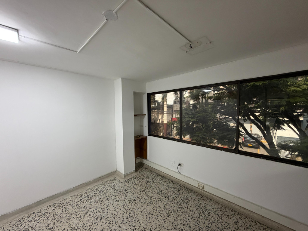 Edificio En Arriendo/Venta - Prados Del Norte, Cali