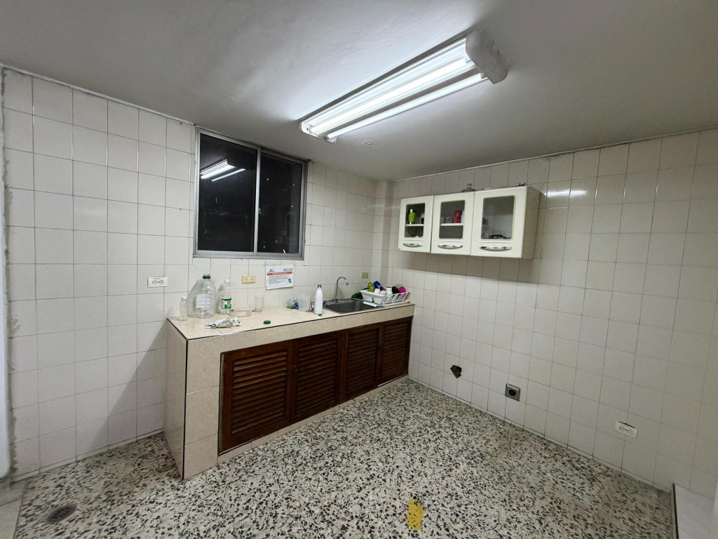 Edificio En Arriendo/Venta - Prados Del Norte, Cali
