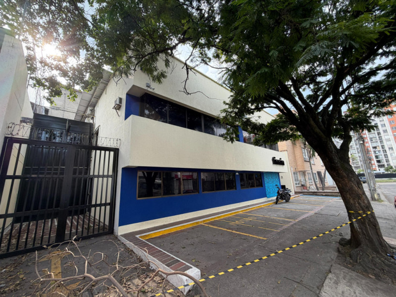 Oficina En Arriendo/Venta - Prados Del Norte, Cali