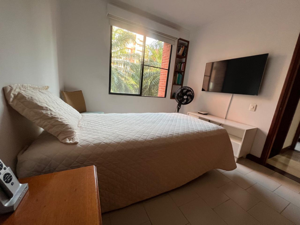 Apartamento En Arriendo - Ciudad Jardín, Cali