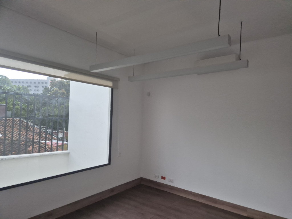 Oficina En Arriendo - Granada, Cali
