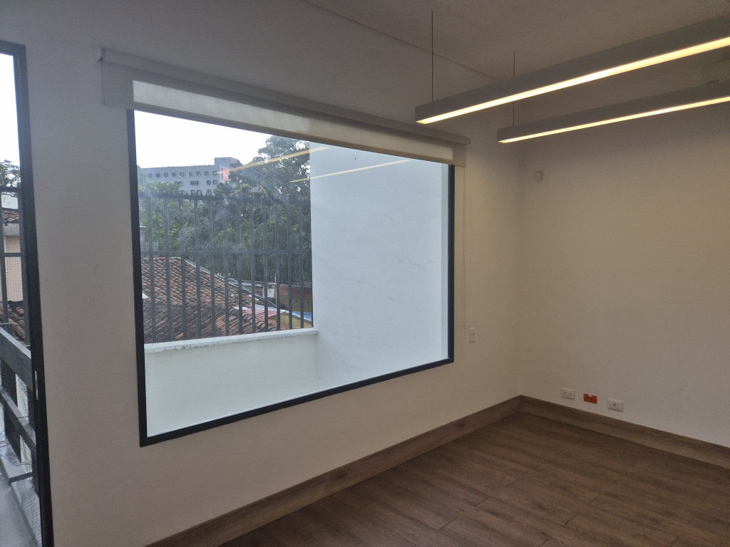 Oficina En Arriendo - Granada, Cali