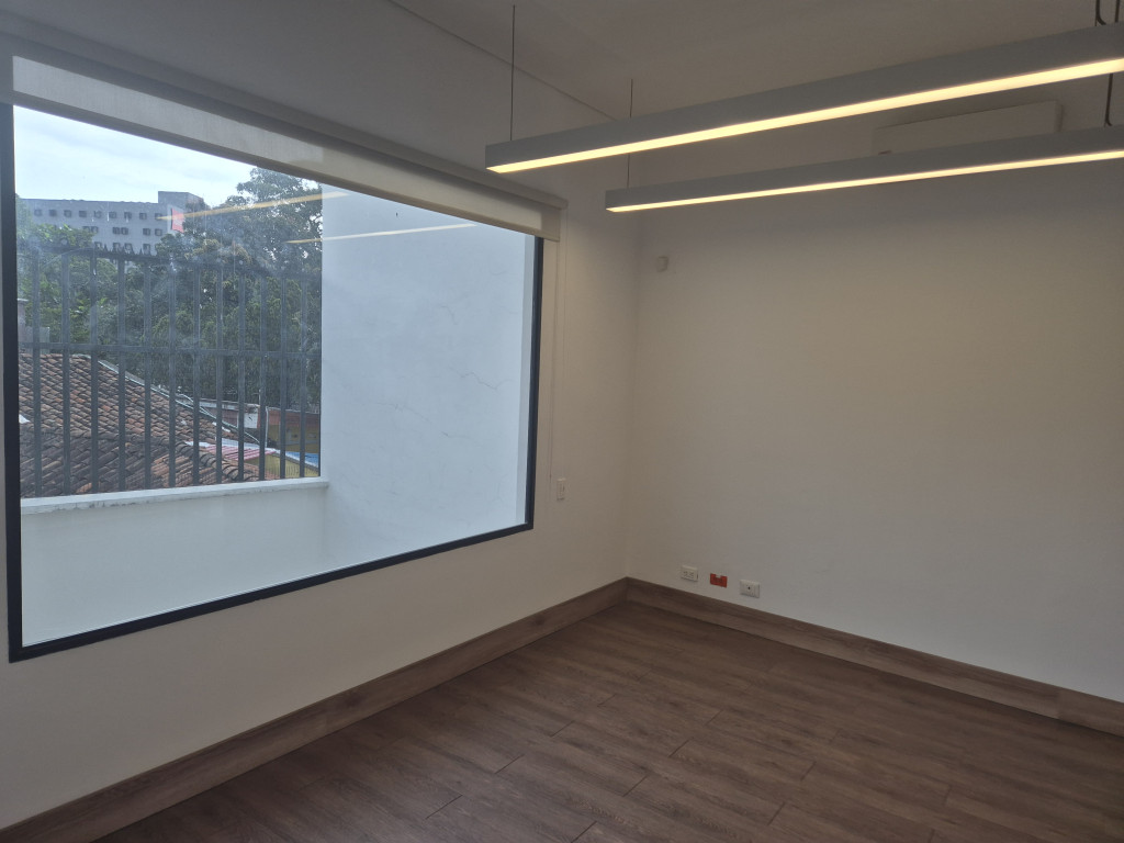Oficina En Arriendo - Granada, Cali