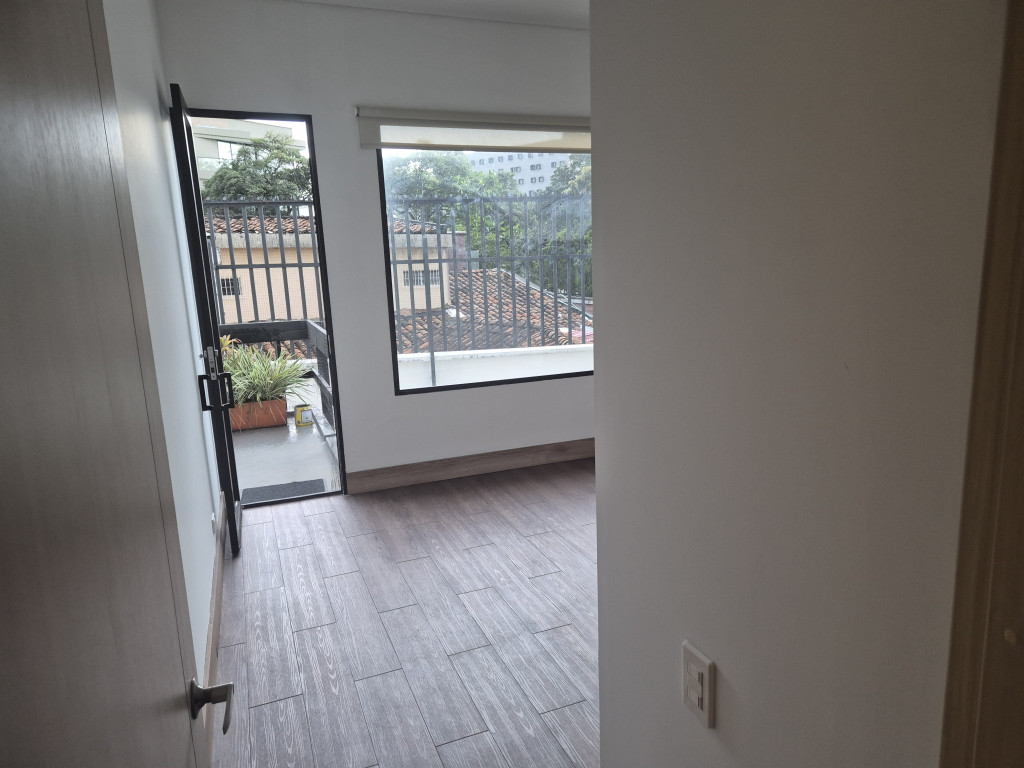 Oficina En Arriendo - Granada, Cali