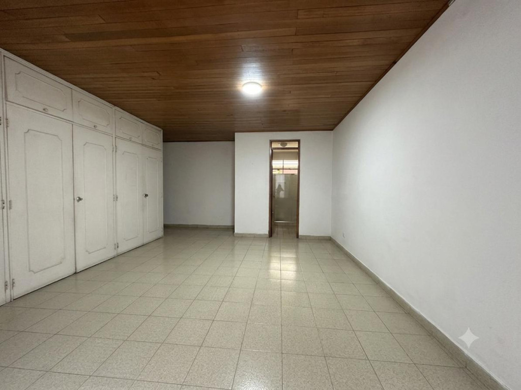 Casa En Venta - Urbanización La Flora, Cali