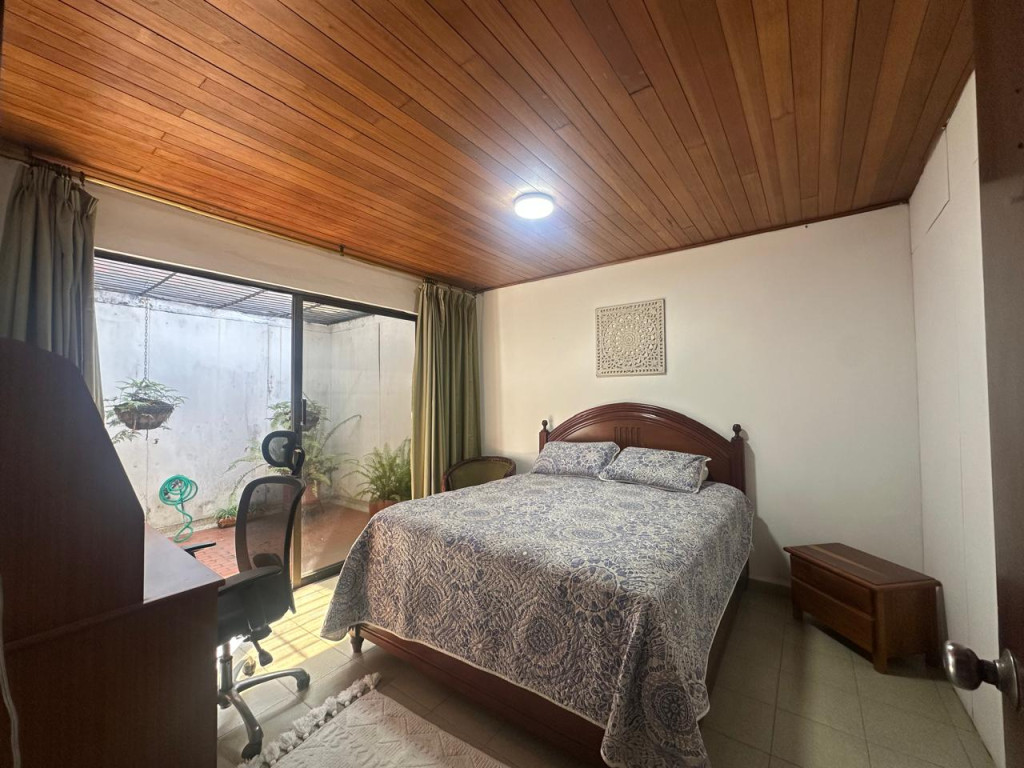 Casa En Venta - Urbanización La Flora, Cali