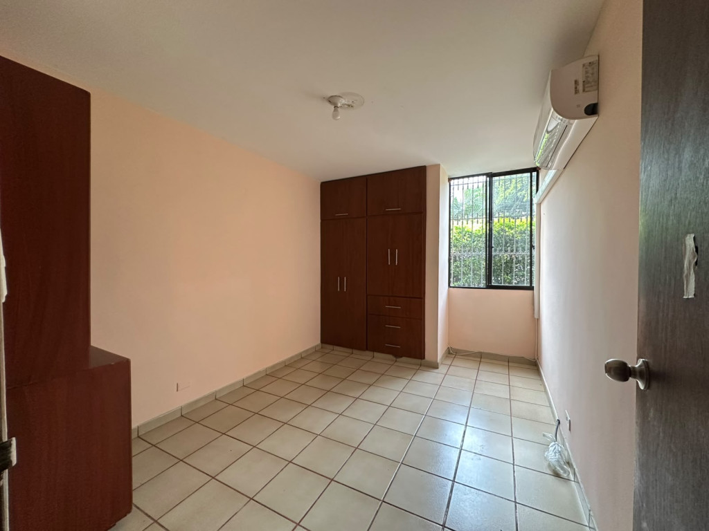 Apartamento En Venta - Colseguros Andes, Cali
