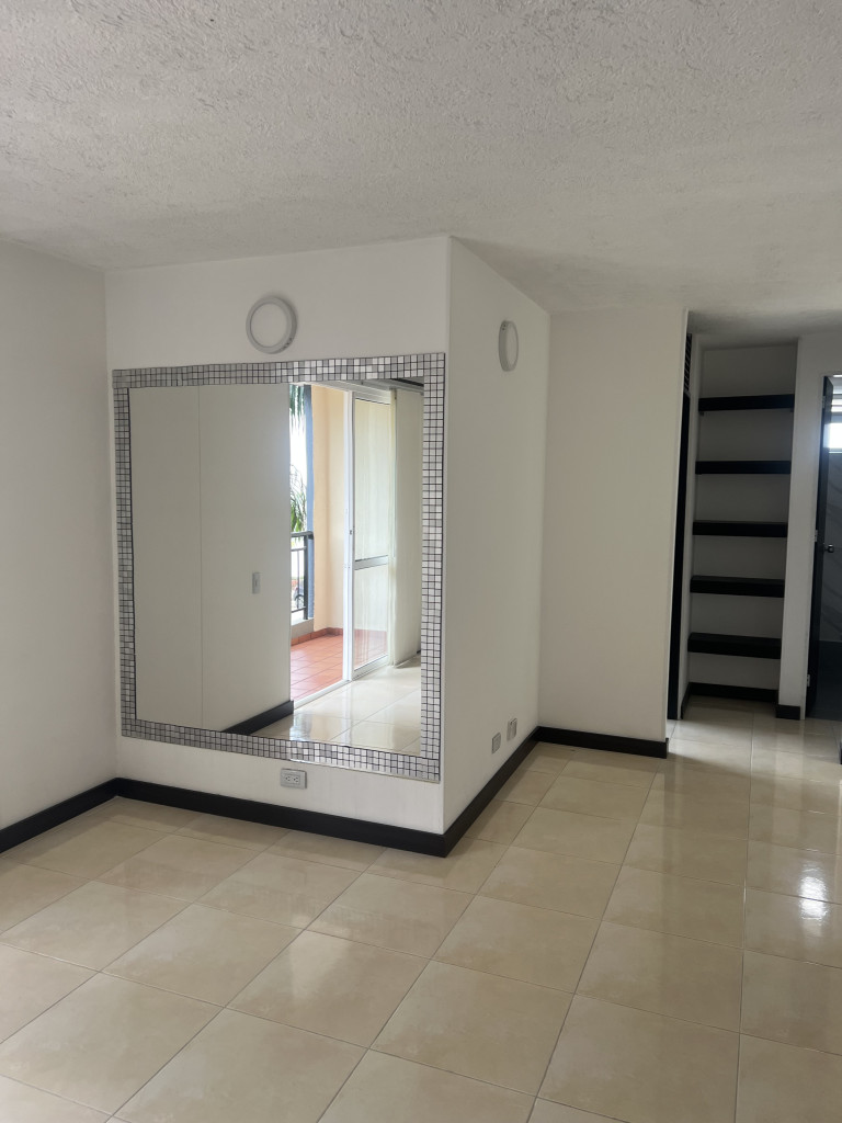 Apartamento En Venta - Bochalema, Cali