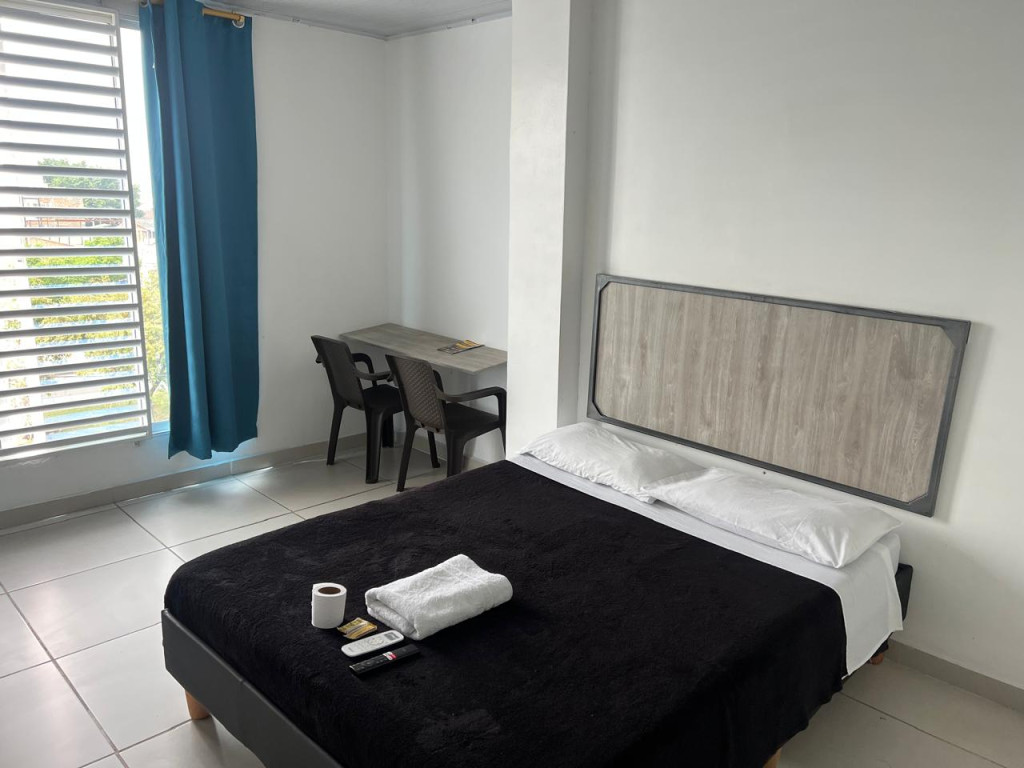 Hotel En Venta - Junín, Cali