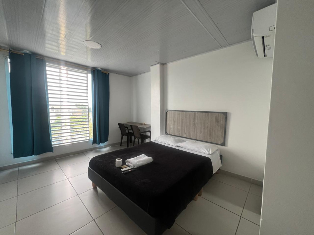 Hotel En Venta - Junín, Cali