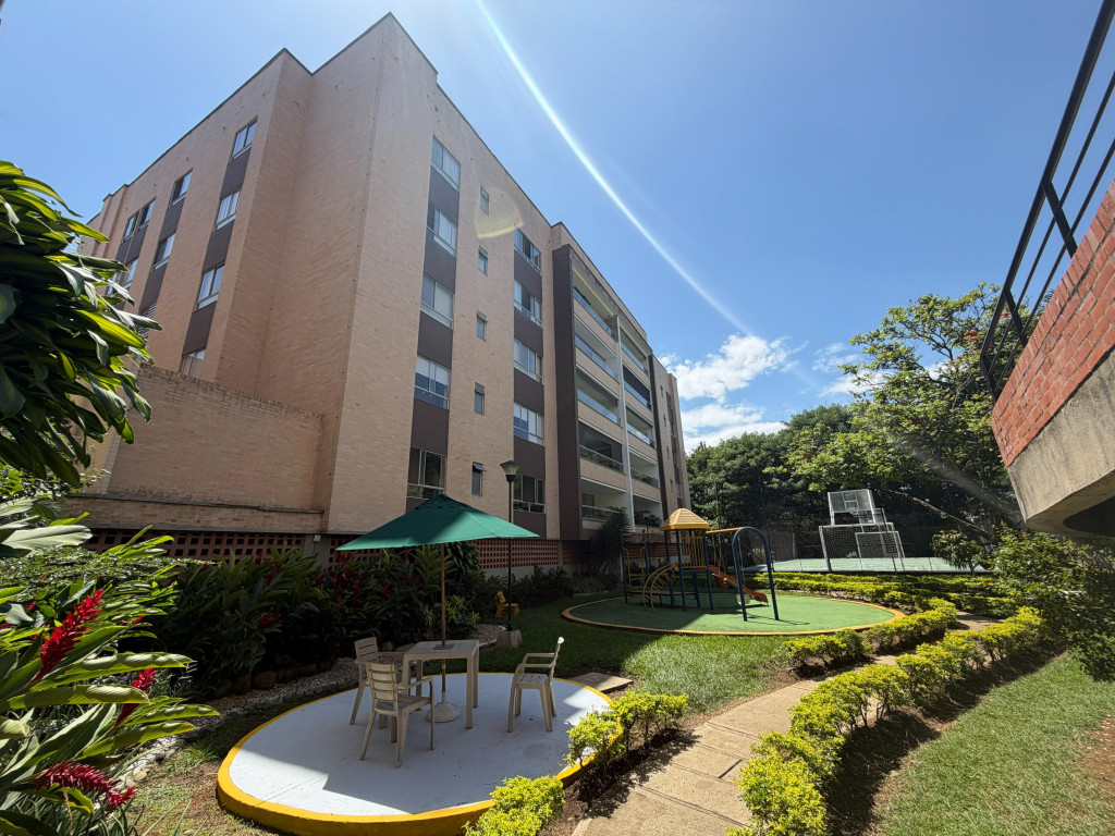 Apartamento En Venta - Pance, Cali