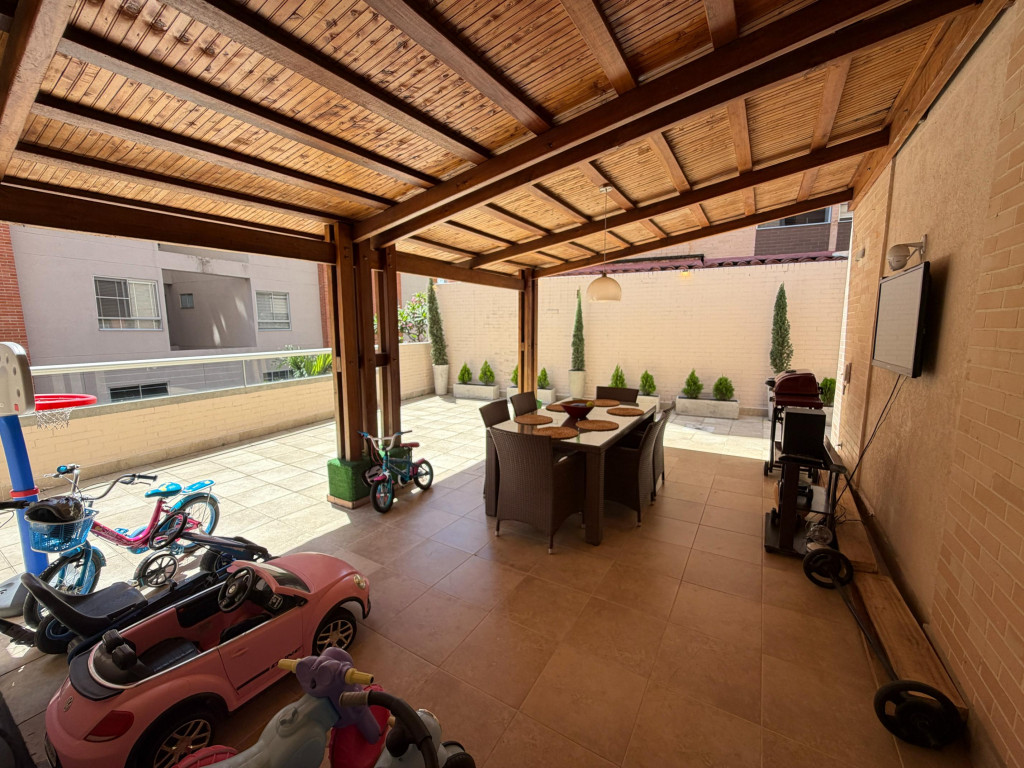 Apartamento En Venta - Pance, Cali