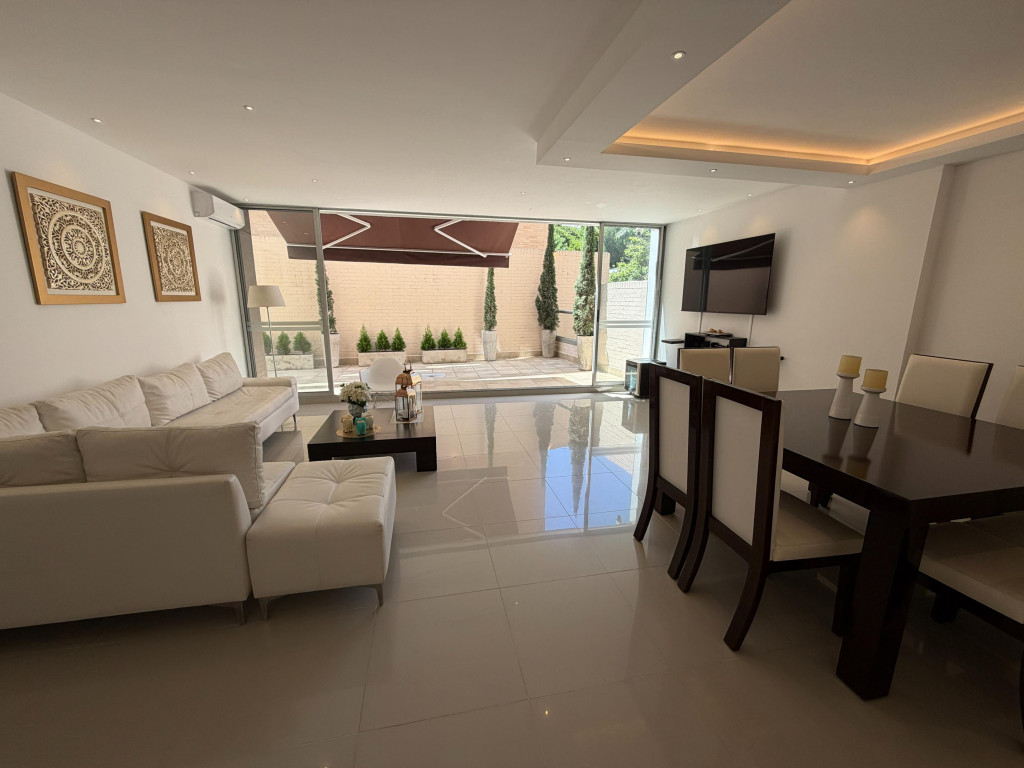 Apartamento En Venta - Pance, Cali