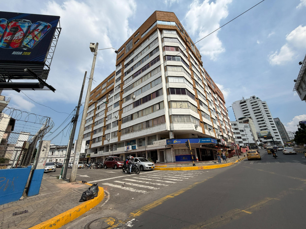 Apartamento En Venta - Granada, Cali