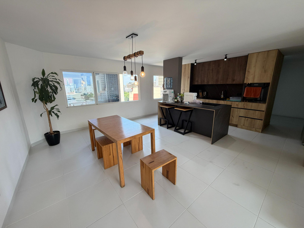 Apartamento En Venta - Granada, Cali