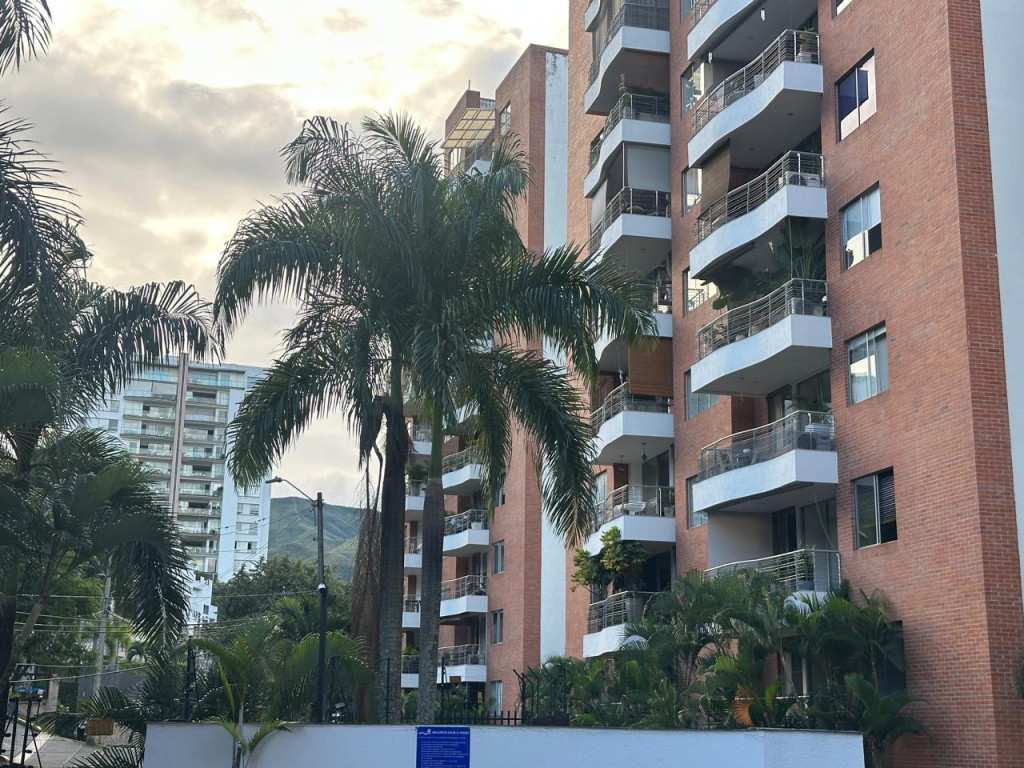 Apartamento En Arriendo - Bosques Deloeste, Cali