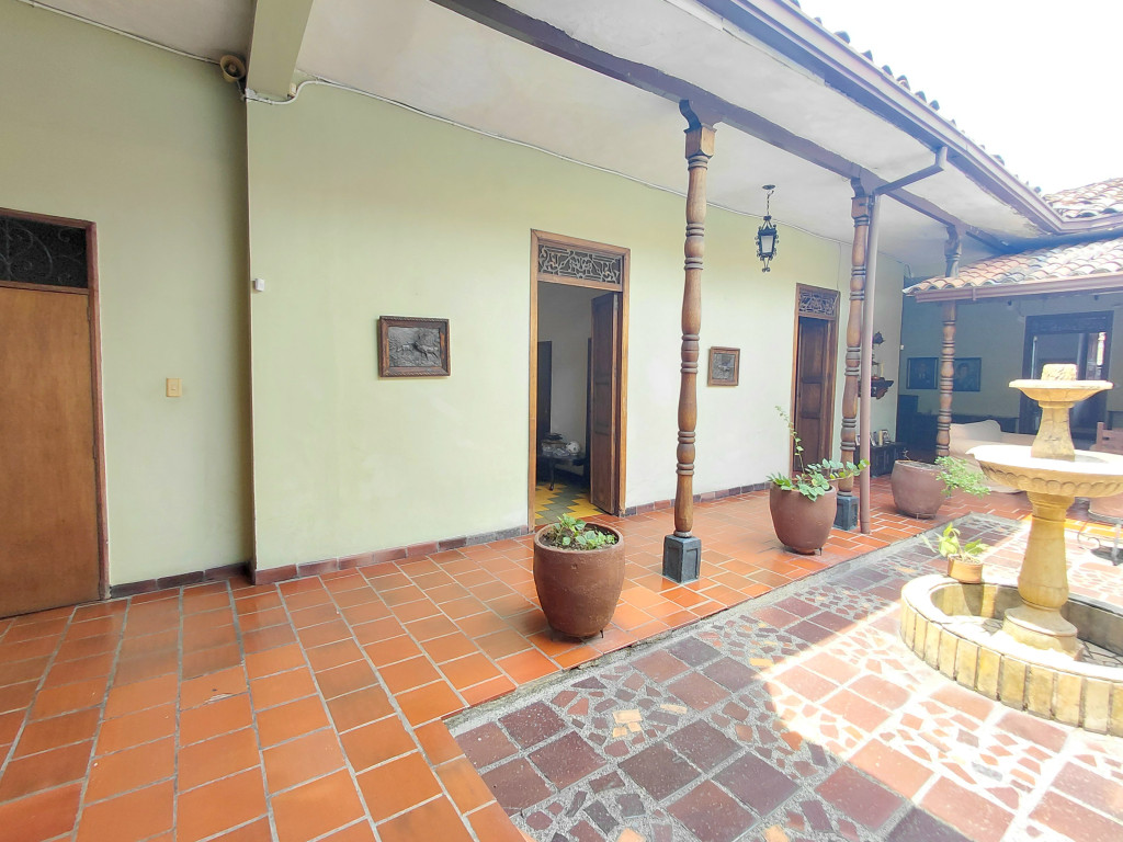 Casa En Venta - San Antonio, Cali