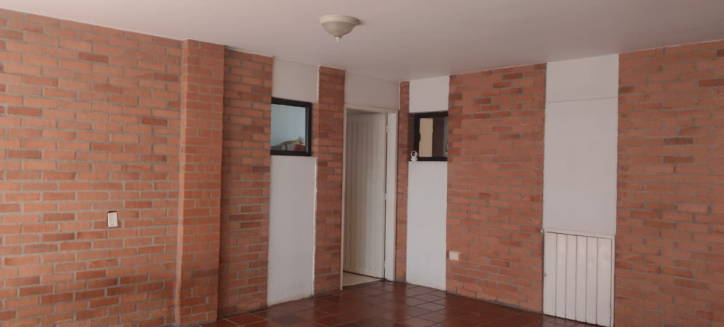Casa En Venta - Urbanización San Joaquin, Cali