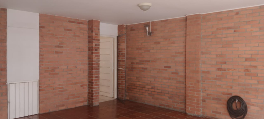 Casa En Venta - Urbanización San Joaquin, Cali