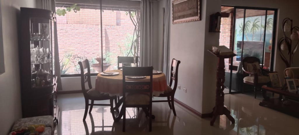 Casa En Venta - Urbanización San Joaquin, Cali