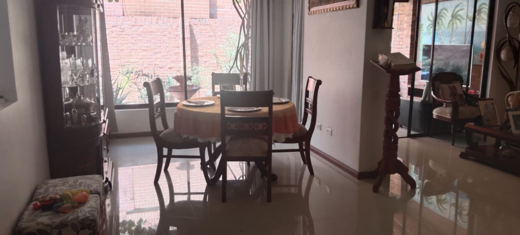 Casa En Venta - Urbanización San Joaquin, Cali