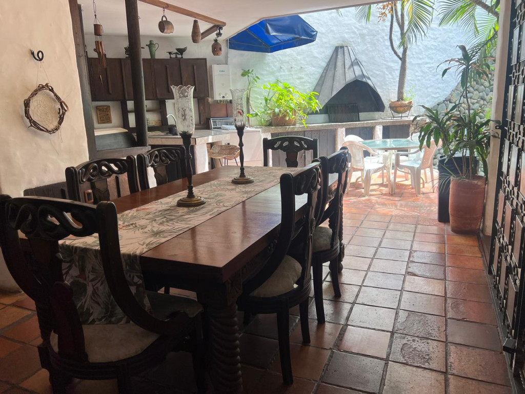 Casa En Arriendo - Santa Rita, Cali