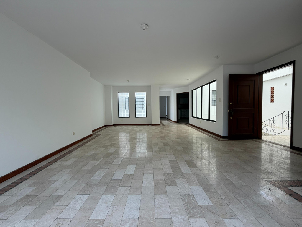Apartamento En Arriendo - Santa Rita, Cali