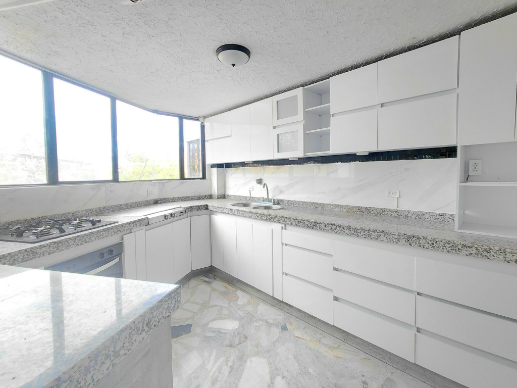 Casa En Venta - Mameyal, Cali