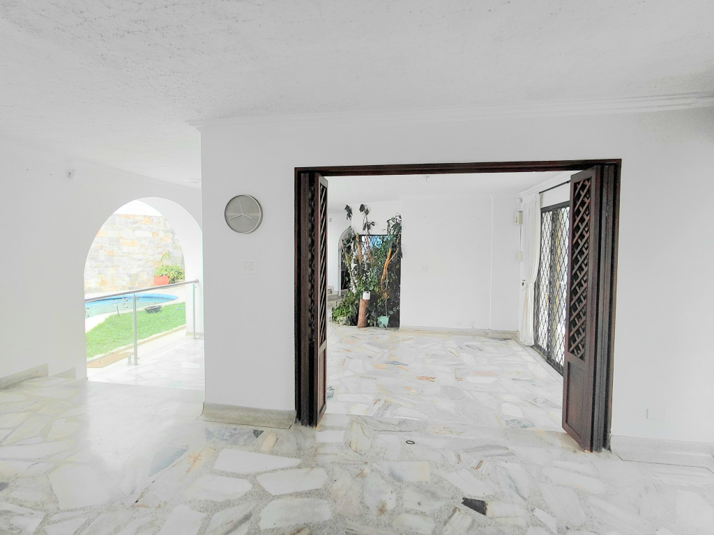 Casa En Venta - Mameyal, Cali